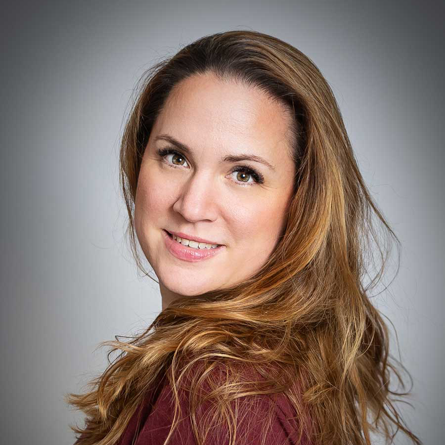 Autorin Barbara Lachner-INDIVIDUELLE FOTOTRAININGS UND FOTOKURSE, FOTOGRAFIEREN LERNEN FÜR SOCIAL MEDIA, PRIVAT UND BUSINESS, FOTOSHOOTINGS UND VIDEOPRODUKTION